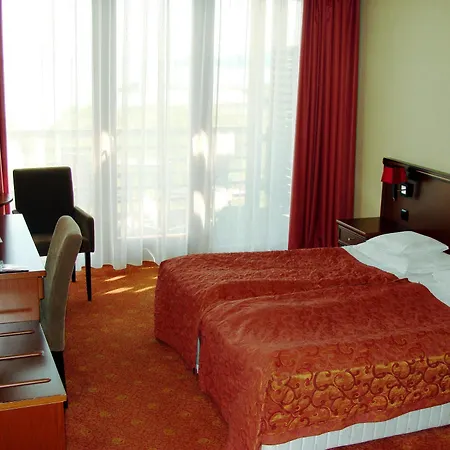 Szálloda Golden 4*